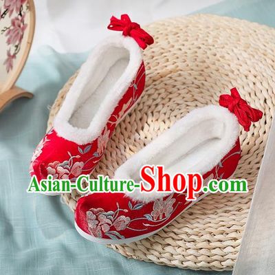 Chinese Traditional Wedding Embroidered Peony Shoes Classical Wedge Heel Shoes National Woman Winter Red Cloth Shoes