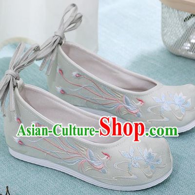 China Light Green Embroidered Phoenix Shoes Ancient Princess Shoes Classical Hanfu Shoes