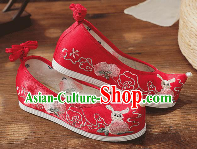 China Handmade Wedding Red Cloth Bow Shoes Folk Dance Shoes Embroidered Peach Shoes China Handmade Wedding Red Cloth Bow Shoes Folk Dance Shoes Embroidered Peach Shoes