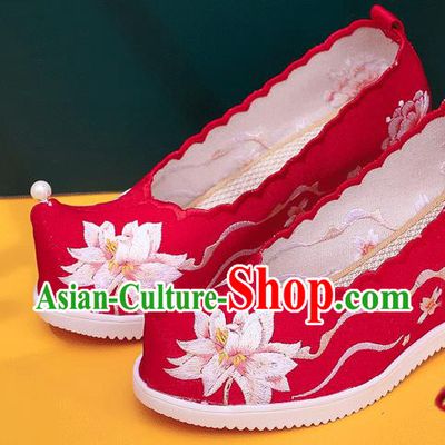 China Handmade Xiuhe Wedge Shoes National Folk Dance Shoes Traditional Hanfu Embroidered Red Cloth Shoes
