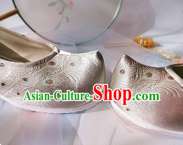 China Classical Pink Brocade Shoes Traditional Hanfu Embroidered Peacock Feather Shoes Ancient Princess Shoes China Classical Pink Brocade Shoes Traditional Hanfu Embroidered Peacock Feather Shoes Ancient Princess Shoes