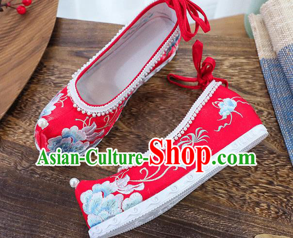 China Traditional Wedding Shoes National Embroidered Peony Shoes Handmade Bride Red Cloth Shoes China Traditional Wedding Shoes National Embroidered Peony Shoes Handmade Bride Red Cloth Shoes