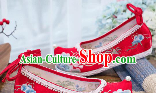 China Traditional Wedding Shoes National Embroidered Peony Shoes Handmade Bride Red Cloth Shoes China Traditional Wedding Shoes National Embroidered Peony Shoes Handmade Bride Red Cloth Shoes