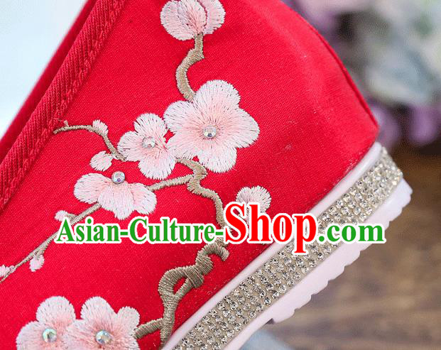 China Handmade Wedding Shoes Traditional Ming Dynasty Princess Pearls Shoes Embroidered Xiuhe Suit Shoes China Handmade Wedding Shoes Traditional Ming Dynasty Princess Pearls Shoes Embroidered Xiuhe Suit Shoes