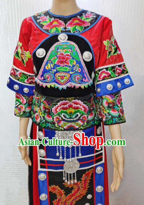 China Tujia Nationality Clothing Guizhou Minority Costumes Dong Ethnic Wedding Dress Outfits China Tujia Nationality Clothing Guizhou Minority Costumes Dong Ethnic Wedding Dress Outfits