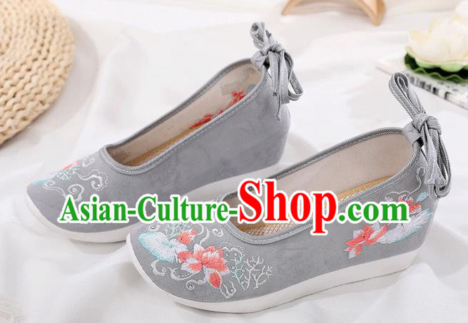 China Traditional Embroidered Lotus Grey Shoes Handmade Cloth Platform Shoes China Traditional Embroidered Lotus Grey Shoes Handmade Cloth Platform Shoes