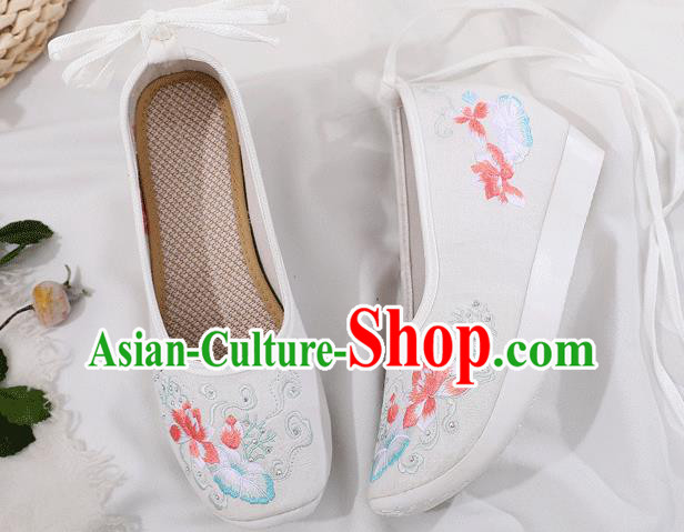 China Handmade Cloth Platform Shoes Traditional Embroidered Lotus White Shoes China Handmade Cloth Platform Shoes Traditional Embroidered Lotus White Shoes