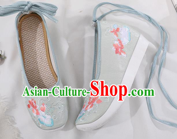 China Embroidered Light Green Cloth Shoes Traditional Shoes Folk Dance Platform Shoes China Embroidered Light Green Cloth Shoes Traditional Shoes Folk Dance Platform Shoes