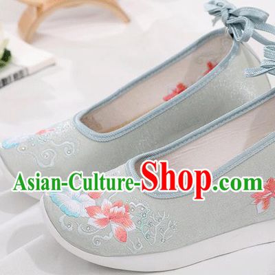 China Embroidered Light Green Cloth Shoes Traditional Shoes Folk Dance Platform Shoes