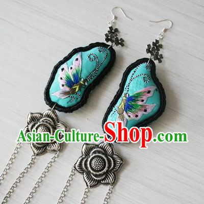China Traditional Cheongsam Embroidered Butterfly Ear Accessories National Guizhou Ethnic Silver Tassel Earrings