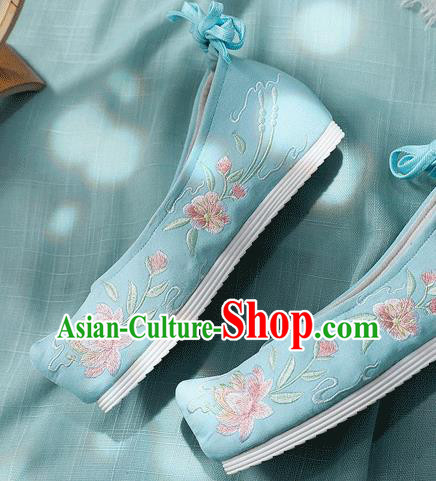 China Traditional Bow Shoes Folk Dance Blue Cloth Shoes Embroidered Peach Blossom Shoes China Traditional Bow Shoes Folk Dance Blue Cloth Shoes Embroidered Peach Blossom Shoes