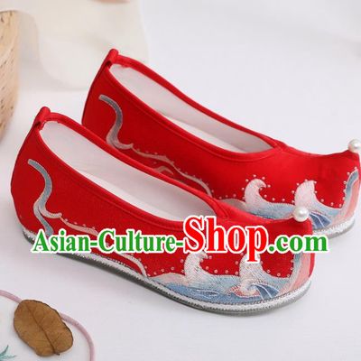 China Traditional Hanfu Shoes Ancient Ming Dynasty Princess Wedding Shoes Embroidered Red Satin Shoes