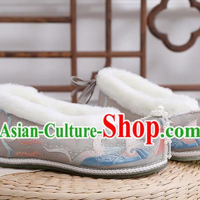 China Traditional Hanfu Winter Shoes Ming Dynasty Pearls Tassel Shoes Embroidered Grey Cloth Shoes Ancient Shoes