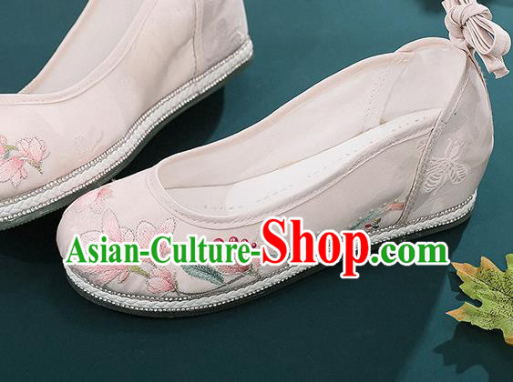 Chinese Classical Dance Shoes Embroidery Mangnolia Shoes Traditional Hanfu Beige Cloth Shoes Chinese Classical Dance Shoes Embroidery Mangnolia Shoes Traditional Hanfu Beige Cloth Shoes