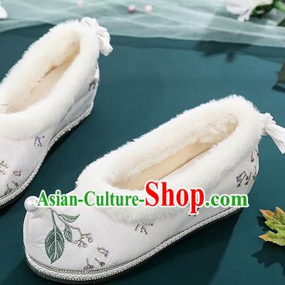 China Traditional Winter Hanfu Shoes Ancient Ming Dynasty Princess Bow Shoes Embroidered White Cloth Shoes