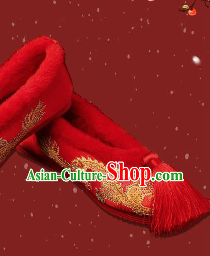 Chinese Winter Bride Shoes Classical Wedding Red Shoes Traditional Xiuhe Embroidered Phoenix Shoes Chinese Winter Bride Shoes Classical Wedding Red Shoes Traditional Xiuhe Embroidered Phoenix Shoes