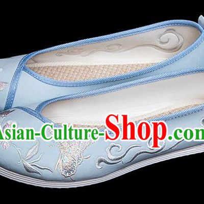 Chinese Traditional Blue Cloth Shoes National Woman Shoes Classical Embroidered Butterfly Shoes