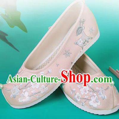 China Ancient Princess Shoes Embroidered Pink Cloth Shoes Traditional Ming Dynasty Hanfu Shoes