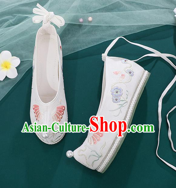 China Traditional White Cloth Hanfu Shoes Ancient Ming Dynasty Princess Shoes Embroidered Butterfly Shoes China Traditional White Cloth Hanfu Shoes Ancient Ming Dynasty Princess Shoes Embroidered Butterfly Shoes