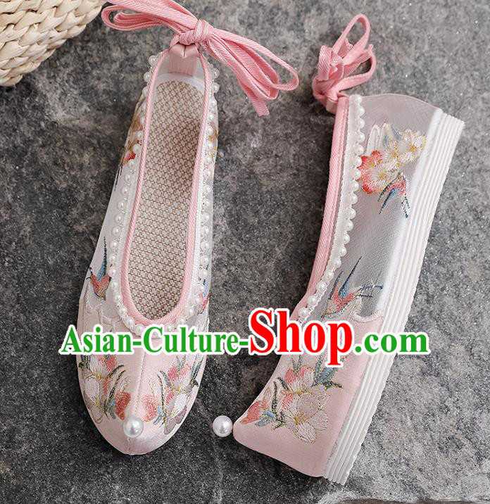 Chinese Traditional Folk Dance Pink Cloth Shoes Classical Embroidered Shoes National Woman Summer Shoes Chinese Traditional Folk Dance Pink Cloth Shoes Classical Embroidered Shoes National Woman Summer Shoes