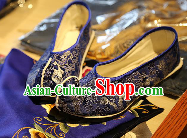 Chinese Traditional Yunnan Ethnic Wedding Shoes Classical Dragon Pattern Brocade Shoes Handmade Royalblue Shoes Chinese Traditional Yunnan Ethnic Wedding Shoes Classical Dragon Pattern Brocade Shoes Handmade Royalblue Shoes