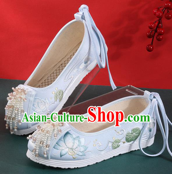 Chinese National Embroidered Lotus Shoes Traditional Beads Tassel Shoes Classical Dance Blue Cloth Shoes Chinese National Embroidered Lotus Shoes Traditional Beads Tassel Shoes Classical Dance Blue Cloth Shoes