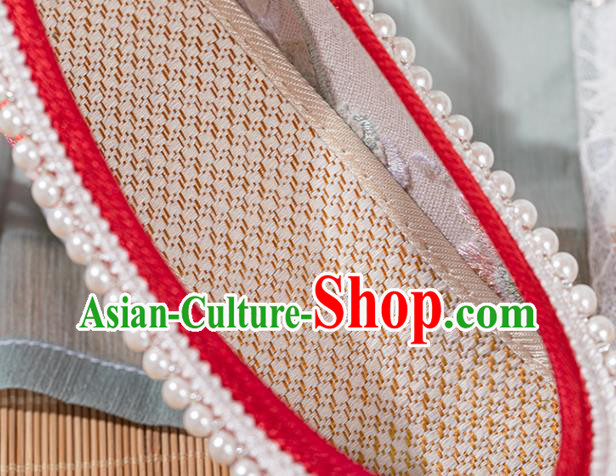 Chinese National Wedding Red Embroidered Shoes Traditional Pearls Tassel Shoes Classical Wedge Heel Shoes Chinese National Wedding Red Embroidered Shoes Traditional Pearls Tassel Shoes Classical Wedge Heel Shoes