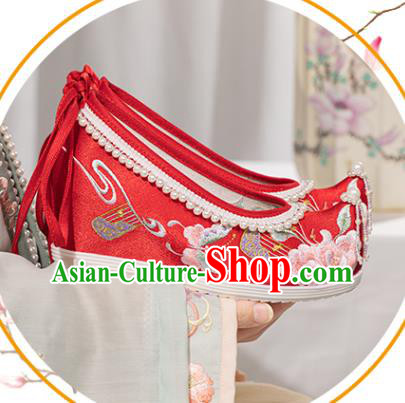 Chinese National Wedding Red Embroidered Shoes Traditional Pearls Tassel Shoes Classical Wedge Heel Shoes Chinese National Wedding Red Embroidered Shoes Traditional Pearls Tassel Shoes Classical Wedge Heel Shoes