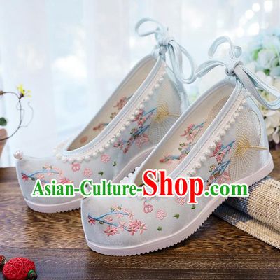 Chinese Traditional Woman Shoes National Wedge Heel Shoes Embroidery Blue Cloth Shoes