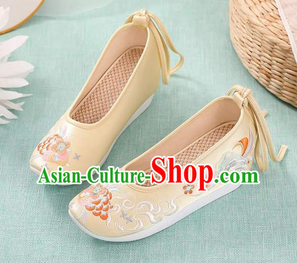 Chinese Embroidery Peony Shoes National Woman Footwear Traditional Beijing Yellow Cloth Shoes Chinese Embroidery Peony Shoes National Woman Footwear Traditional Beijing Yellow Cloth Shoes