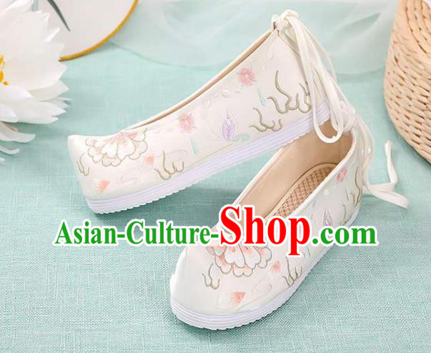Chinese Classical Dance Shoes National Woman Embroidered Shoes Traditional Hanfu White Cloth Shoes Chinese Classical Dance Shoes National Woman Embroidered Shoes Traditional Hanfu White Cloth Shoes