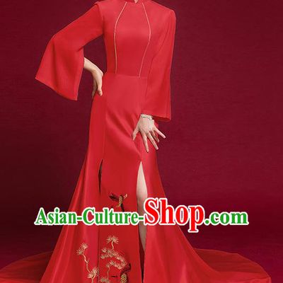 China Compere Red Cheongsam Dress Stage Show Wedding Clothing Bride Trailing Full Dress Catwalks Embroidered Garment