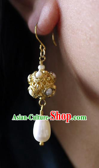Chinese Ancient Tang Dynasty Princess Ear Accessories Traditional Cheongsam Pearls Golden Earrings Chinese Ancient Tang Dynasty Princess Ear Accessories Traditional Cheongsam Pearls Golden Earrings