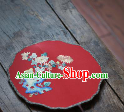 China Classical Red Silk Palace Fan Traditional Wedding Hanfu Fan Handmade Embroidered Chrysanthemum Fan China Classical Red Silk Palace Fan Traditional Wedding Hanfu Fan Handmade Embroidered Chrysanthemum Fan