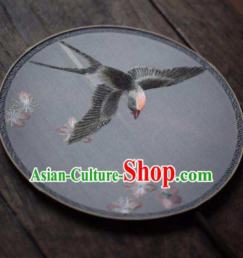 China Traditional Hanfu Fan Handmade Embroidered Circular Fan Classical Silk Palace Fan China Traditional Hanfu Fan Handmade Embroidered Circular Fan Classical Silk Palace Fan