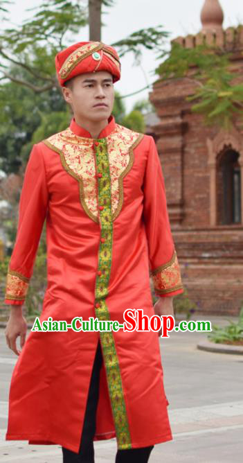Thailand Traditional Bridegroom Costumes Asian Thai Prince Wedding Red Long Gown Clothing and Hat Thailand Traditional Bridegroom Costumes Asian Thai Prince Wedding Red Long Gown Clothing and Hat