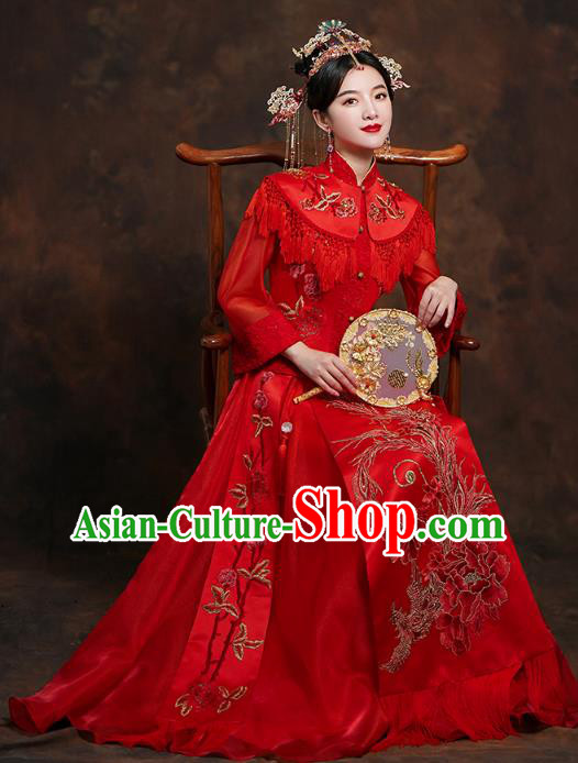 China Traditional Embroidered Wedding Costumes Classical Bride Red Blouse and Skirt China Traditional Embroidered Wedding Costumes Classical Bride Red Blouse and Skirt