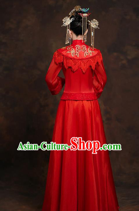 China Traditional Embroidered Wedding Costumes Classical Bride Red Blouse and Skirt China Traditional Embroidered Wedding Costumes Classical Bride Red Blouse and Skirt