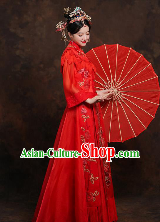 China Traditional Embroidered Wedding Costumes Classical Bride Red Blouse and Skirt China Traditional Embroidered Wedding Costumes Classical Bride Red Blouse and Skirt