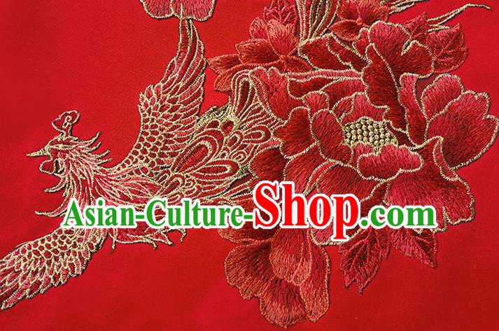 China Traditional Embroidered Wedding Costumes Classical Bride Red Blouse and Skirt China Traditional Embroidered Wedding Costumes Classical Bride Red Blouse and Skirt