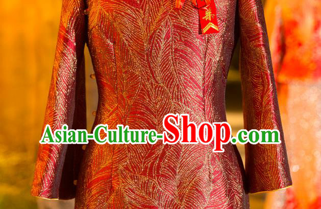 Chinese Elderly Woman Red Brocade Cheongsam Traditional Wedding Mother Qipao Dress Chinese Elderly Woman Red Brocade Cheongsam Traditional Wedding Mother Qipao Dress