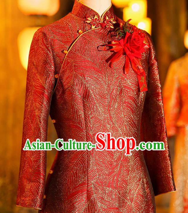 Chinese Elderly Woman Red Brocade Cheongsam Traditional Wedding Mother Qipao Dress Chinese Elderly Woman Red Brocade Cheongsam Traditional Wedding Mother Qipao Dress