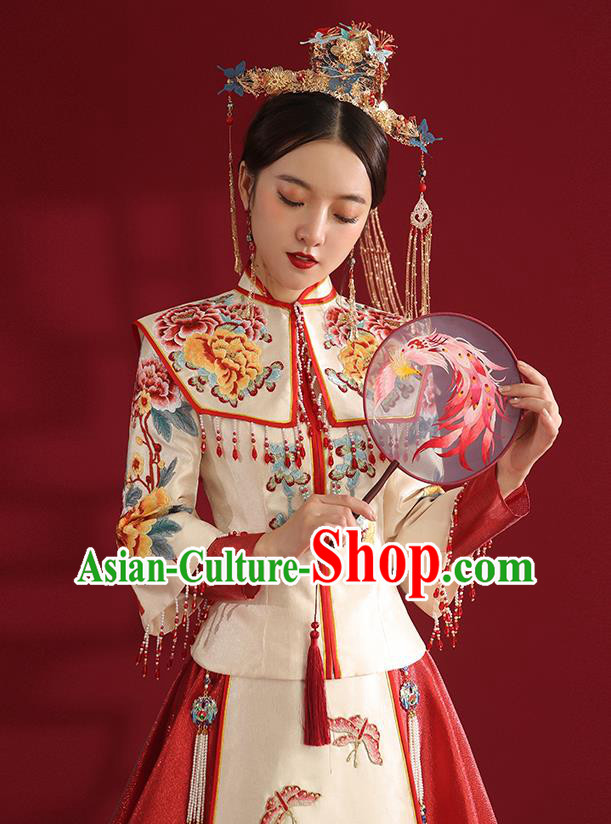 China Classical Embroidered Phoenix Peony Wedding Dress Traditional Bride Xiuhe Suit Costumes China Classical Embroidered Phoenix Peony Wedding Dress Traditional Bride Xiuhe Suit Costumes