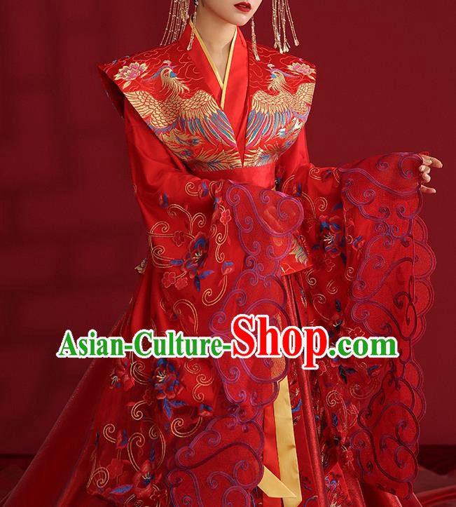 China Ancient Empress Embroidered Red Dress Traditional Wedding Bride Hanfu Costumes China Ancient Empress Embroidered Red Dress Traditional Wedding Bride Hanfu Costumes