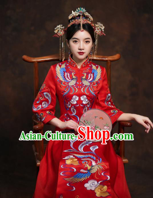 China Classical Bride Costumes Toast Embroidered Dress Traditional Wedding Red Xiuhe Suits China Classical Bride Costumes Toast Embroidered Dress Traditional Wedding Red Xiuhe Suits