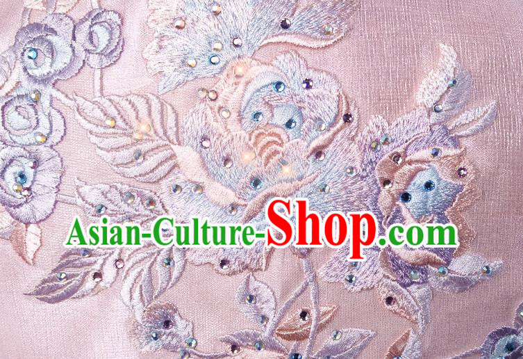 China Traditional Toast Embroidered Pink Dress Wedding Xiuhe Suits Classical Bride Costumes China Traditional Toast Embroidered Pink Dress Wedding Xiuhe Suits Classical Bride Costumes