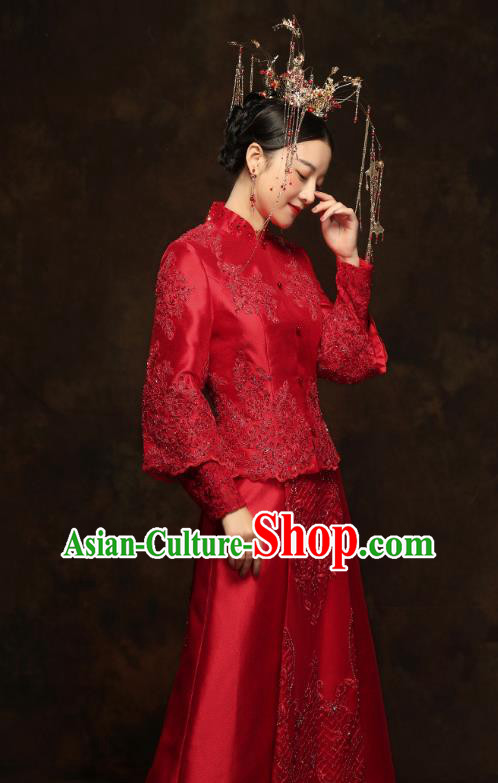 China Traditional Embroidery Beads Toast Dress Wedding Red Xiuhe Suits Classical Bride Costumes China Traditional Embroidery Beads Toast Dress Wedding Red Xiuhe Suits Classical Bride Costumes