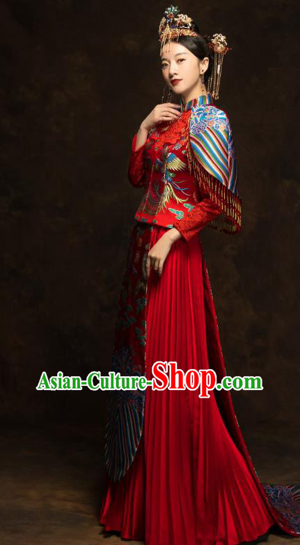 China Wedding Red Toast Dress Classical Phoenix Painting Xiuhe Suits Traditional Bride Costumes China Wedding Red Toast Dress Classical Phoenix Painting Xiuhe Suits Traditional Bride Costumes