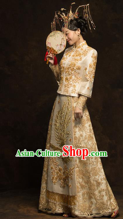 China Traditional Bride Costumes Wedding Toast Dress Classical Embroidered Phoenix Golden Xiuhe Suits China Traditional Bride Costumes Wedding Toast Dress Classical Embroidered Phoenix Golden Xiuhe Suits