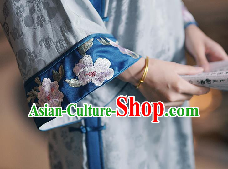 China Traditional Minguo Mandarin Sleeve Qipao Dress Classical Embroidered Blue Silk Cheongsam China Traditional Minguo Mandarin Sleeve Qipao Dress Classical Embroidered Blue Silk Cheongsam